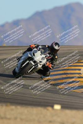 media/Dec-10-2023-SoCal Trackdays (Sun) [[0ce70f5433]]/Turn 12 (2pm)/